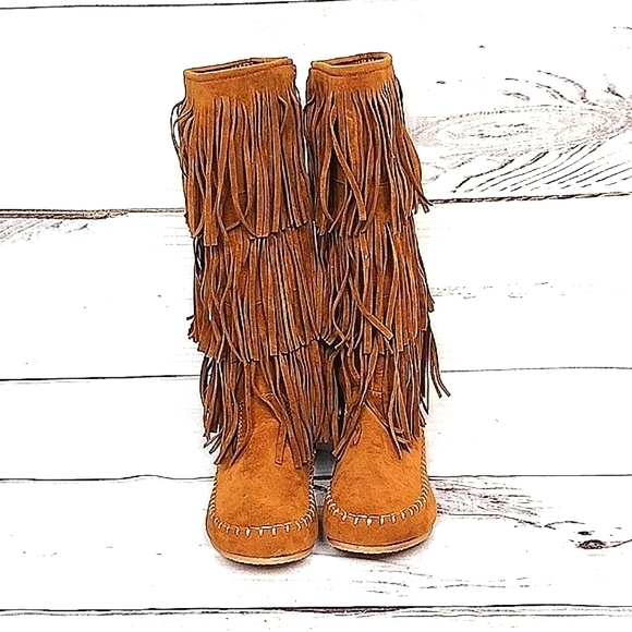 Pierre Dumas NWOT 8M Women Brown VeganSuede Fringed BOHO Zippered Moccasin Boots - Picture 2 of 9